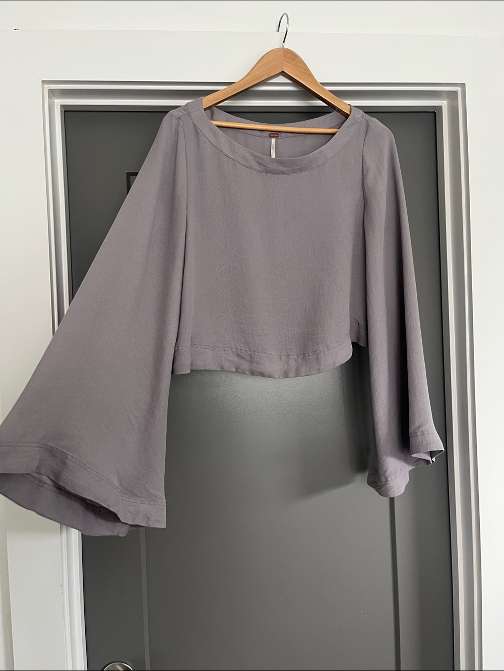 Lavender/Gray Cropped Blouse with Dramatic Bell Sleeves
